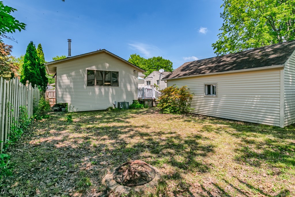 29312 Nehls Park Drive, Wickliffe, Ohio image 36