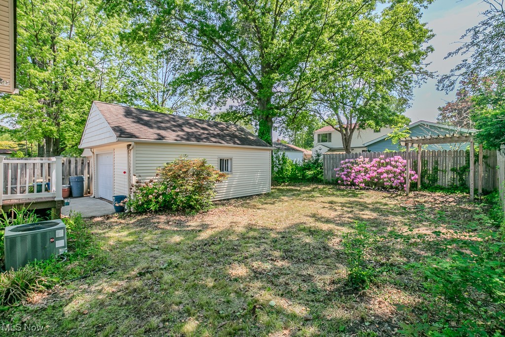 29312 Nehls Park Drive, Wickliffe, Ohio image 35