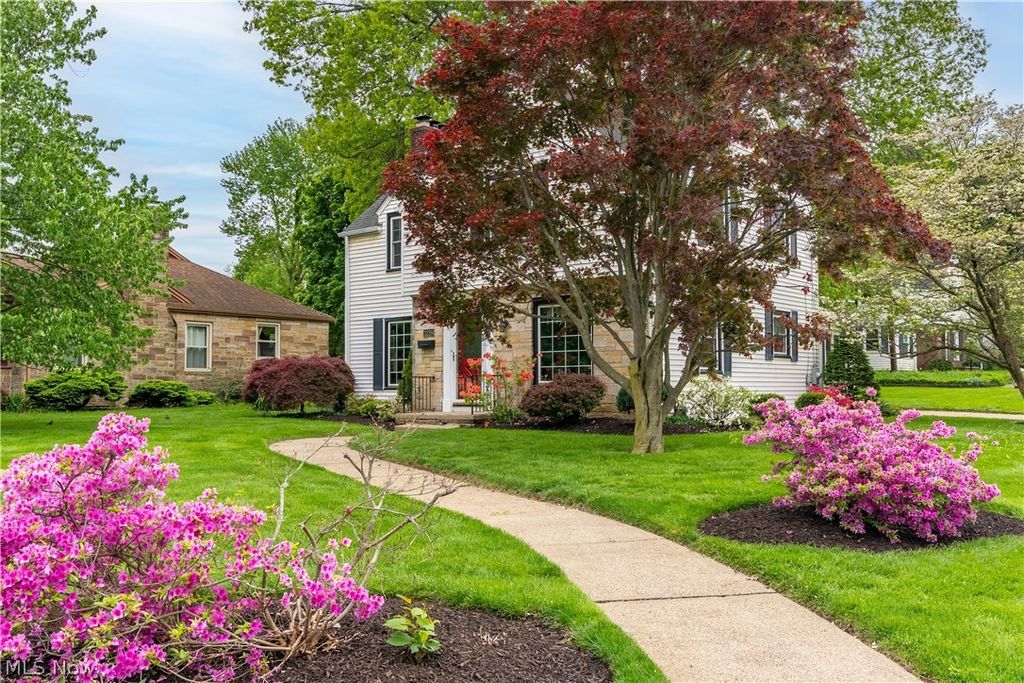 Photo of 3239 Market Avenue N, Canton, OH 44714 (MLS # 5208663)
