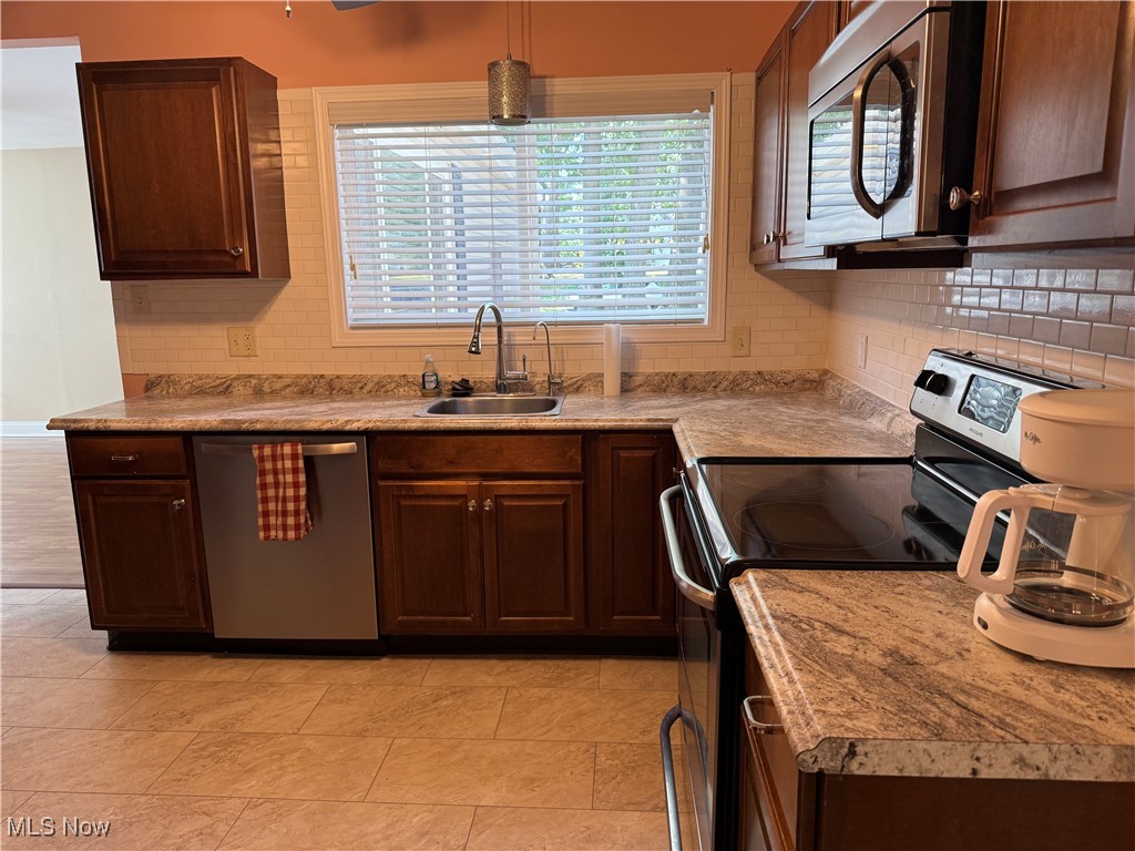 Silver Lake Highlands - Residential