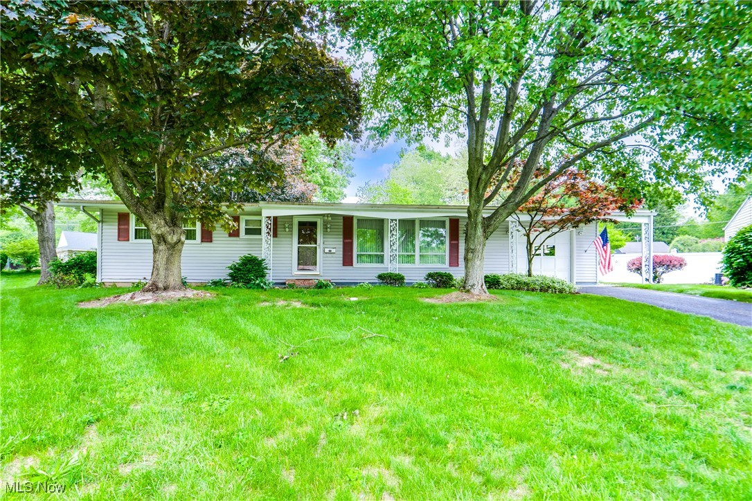 324 Lynn Circle, Canton, Ohio image 3