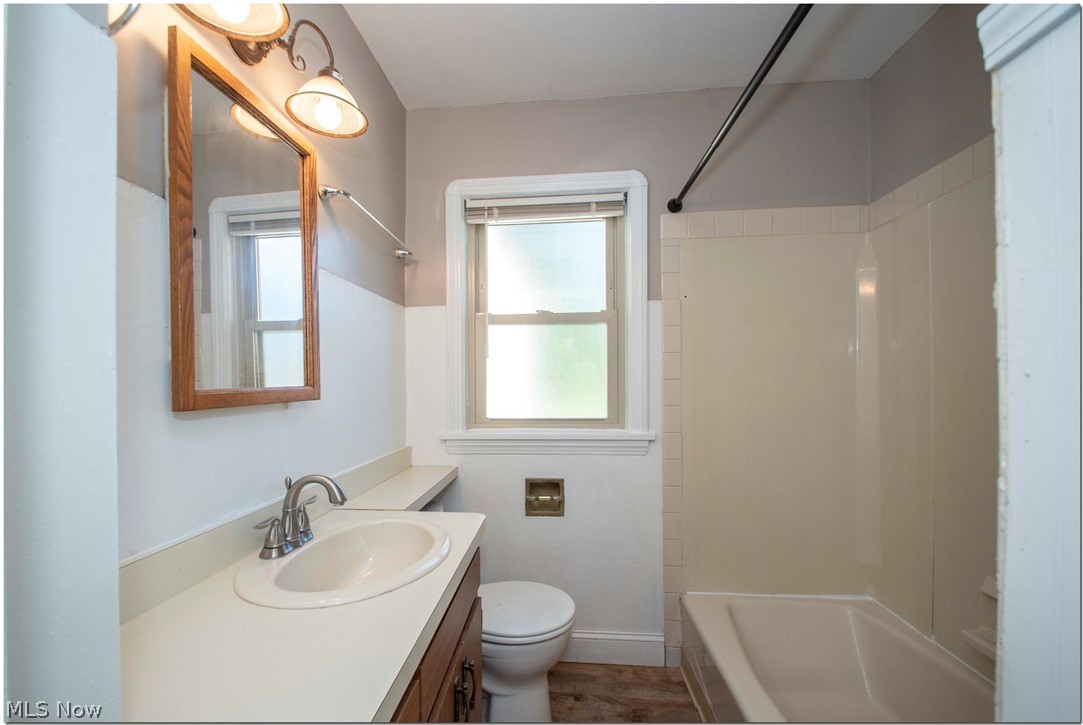 Kempers Clague Manor - Residential