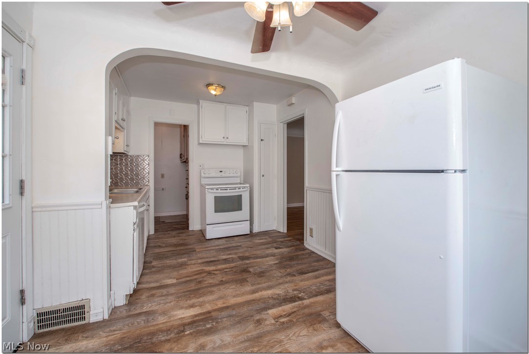 Kempers Clague Manor - Residential