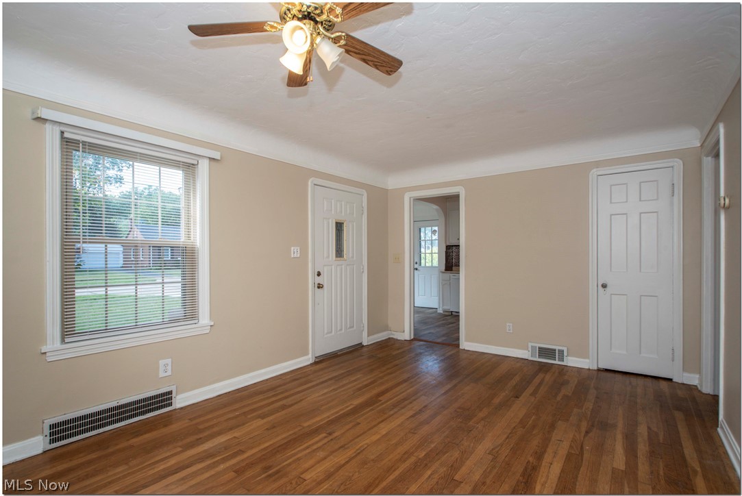 Kempers Clague Manor - Residential