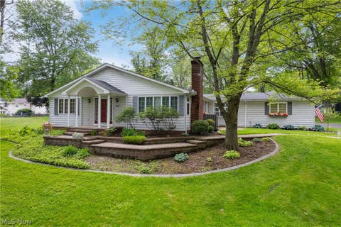 Homes For Sale - 939 Genoa Avenue<br/> Massillon, OH 44646
