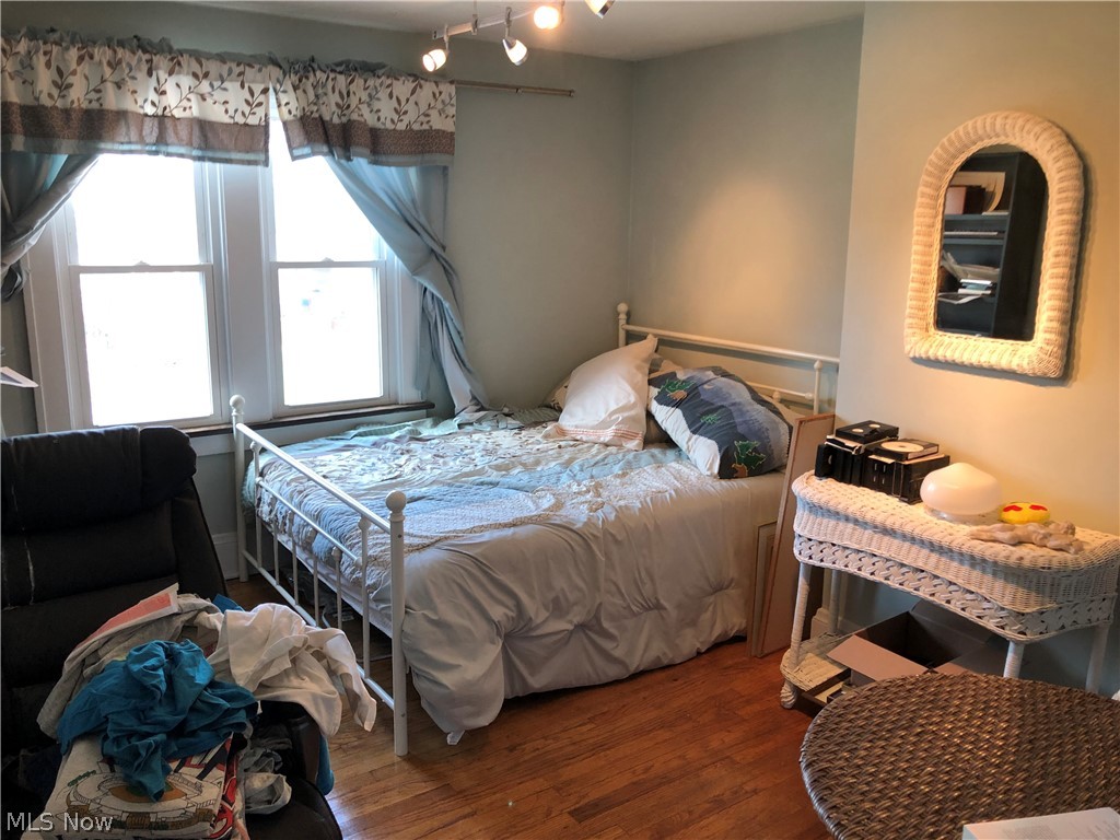 Shore Acres - Residential