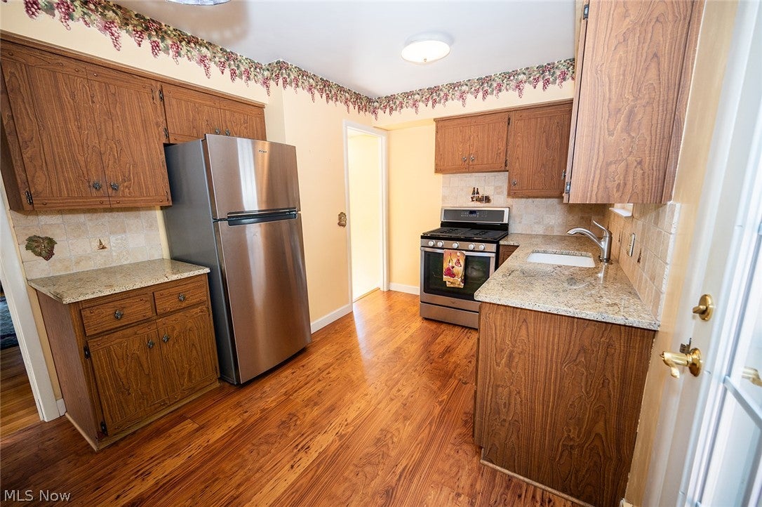 5252 Karen Isle Drive