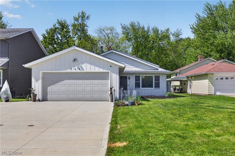 Homes For Sale - 286 E 310th Street<br/> Willowick, OH 44095