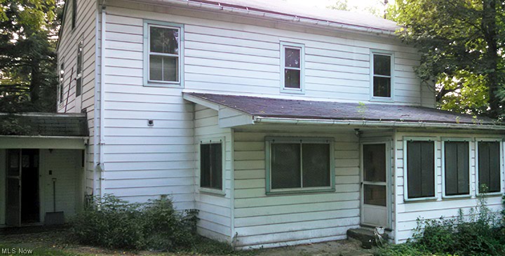 Absolute auction, all sells to the highest bidder on location: Tuesday – August 19, 2014 – 5:30PM - Fixer-Upper Stagecoach - Home on 1.5 Acres - Garage – Nelson Twp. – Portage County - Garfield Local Schools - Features a fixer-upper, two-story, stagecoach home situated on 1.5 acres. Main floor has large kitchen, dining room, living room and full bath. Four large bedrooms upstairs. Wood floors throughout. Full basement having an oil furnace, well and septic. Detached rear two-car garage with concrete and electric. Garfield Local Schools. Open for viewing one hour prior to bidding. Home ready for updating. Check it out! TERMS ON REAL ESTATE: 15% down auction day, balance due at closing. There will be a 10% buyer premium added to the final bid to determine the purchase price. Any desired inspections must be made prior to bidding. All information contained herein was derived from sources believed to be correct.