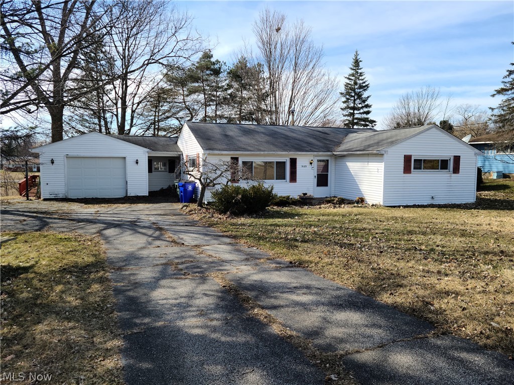 Briar Root Manor - Residential