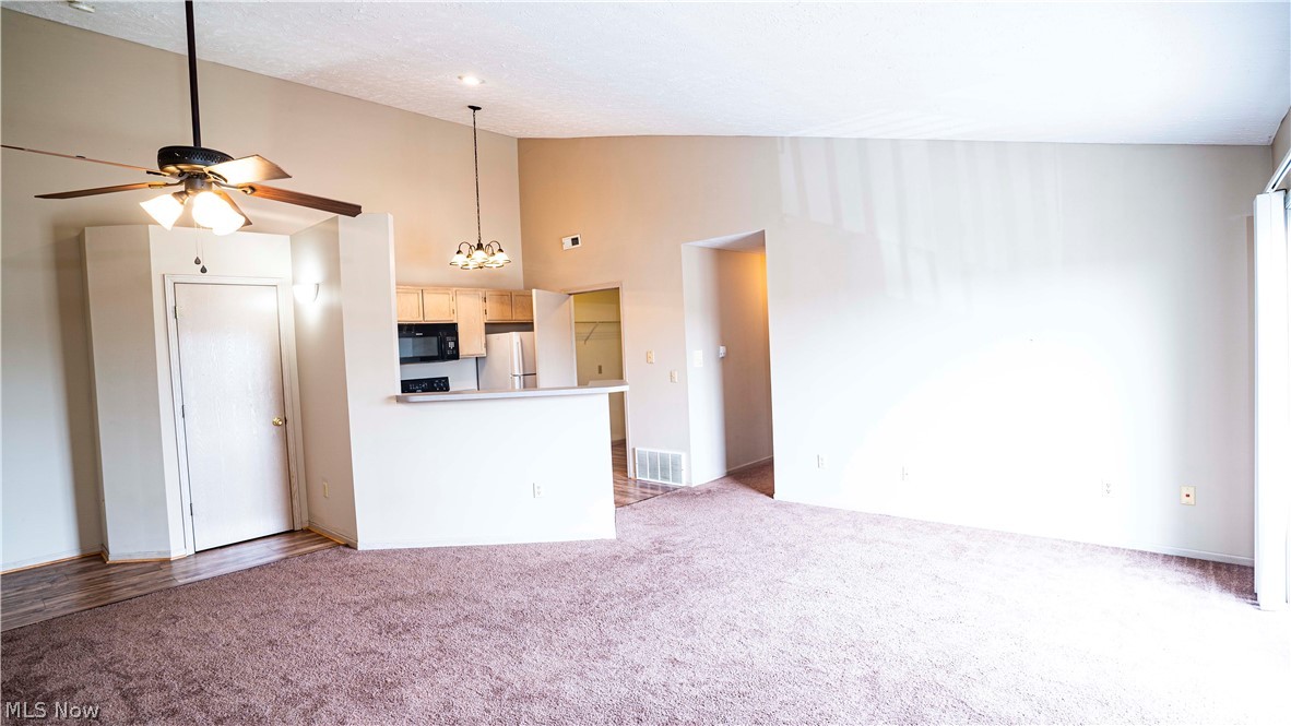 Brookledge Commons Condos - Residential Lease