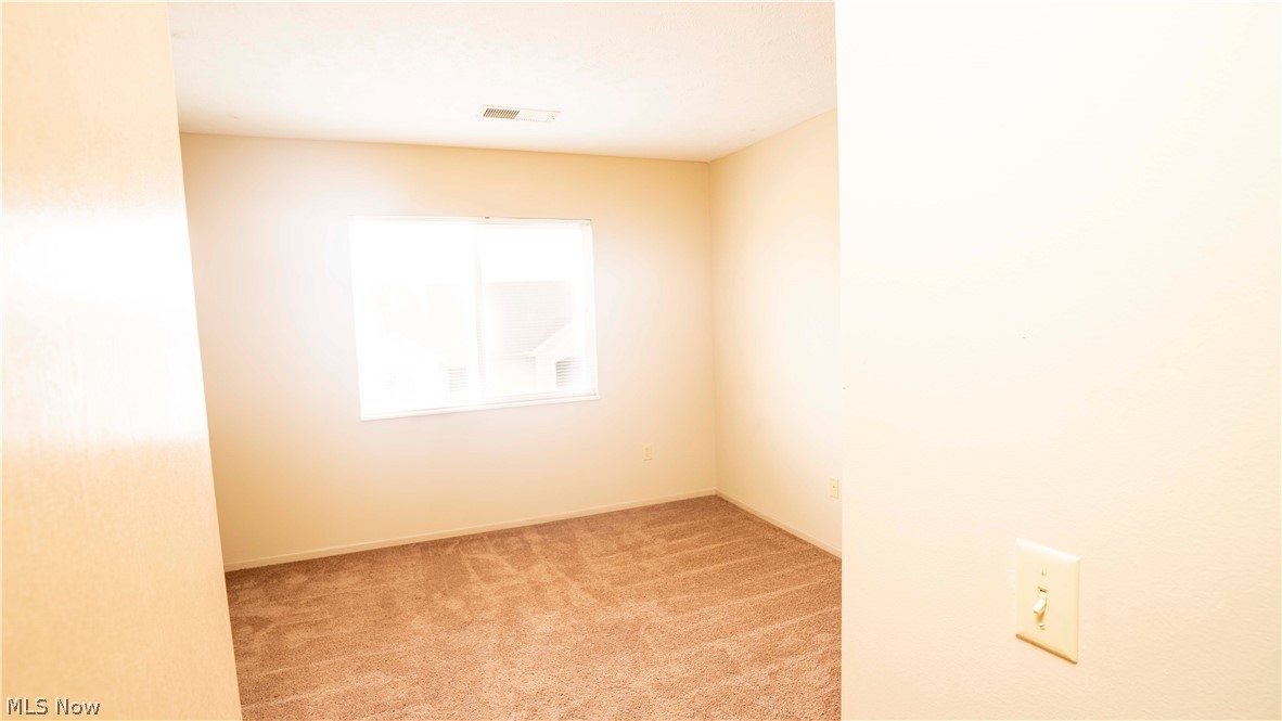 Brookledge Commons Condos - Residential Lease