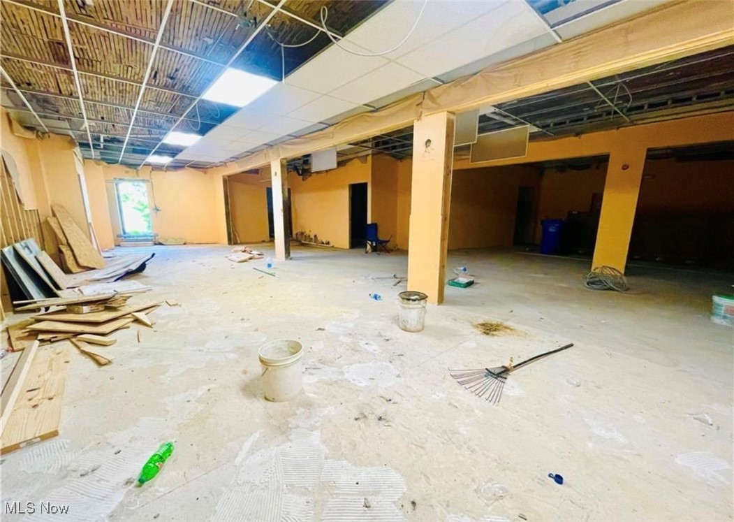 Crawford Woodhill - Commercial Sale