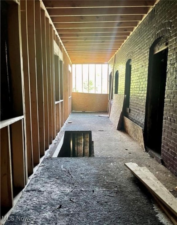 Crawford Woodhill - Commercial Sale