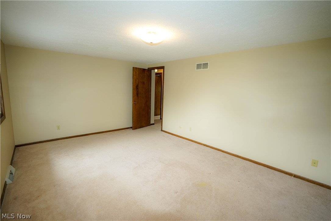 Amherst Knolls - Residential