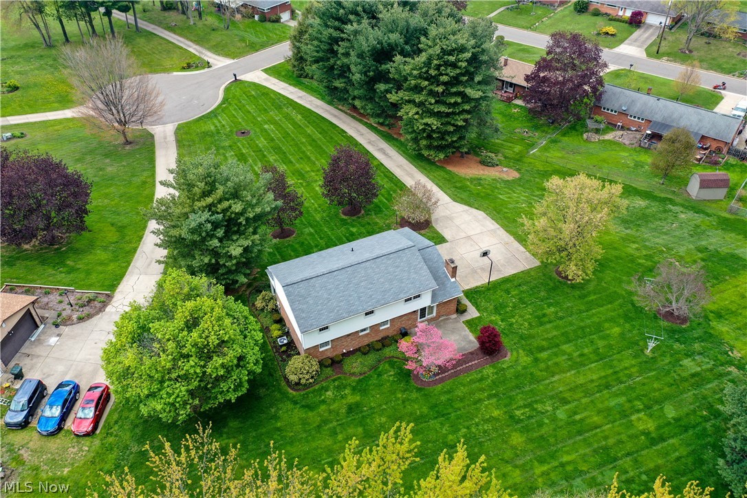 Amherst Knolls - Residential