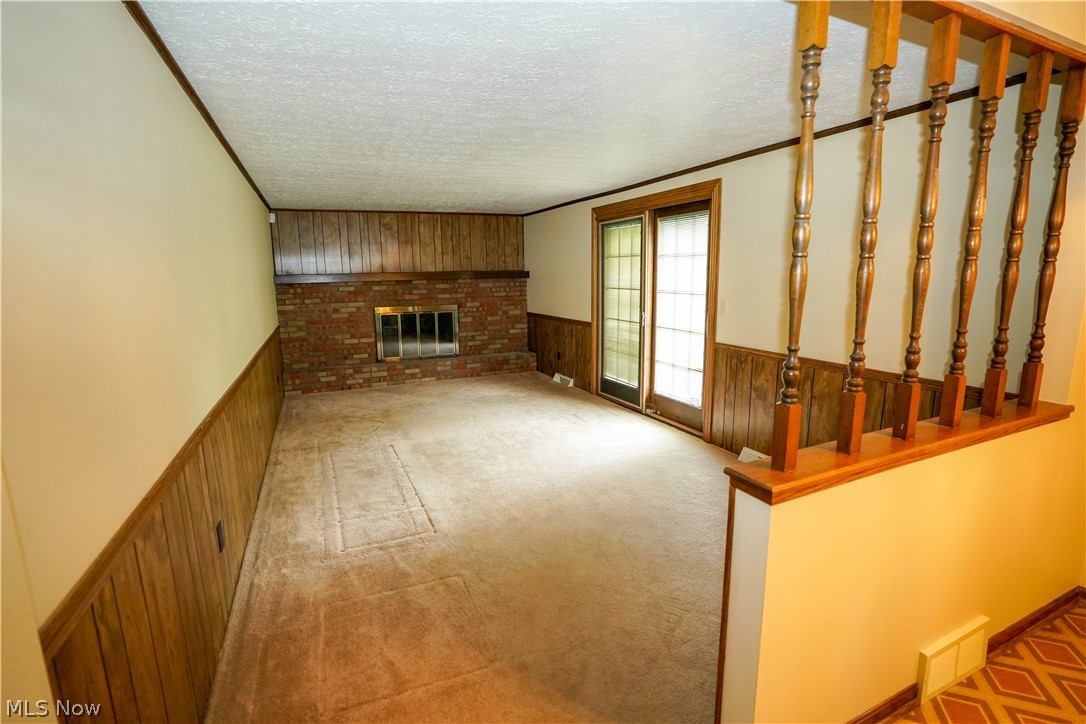 Amherst Knolls - Residential