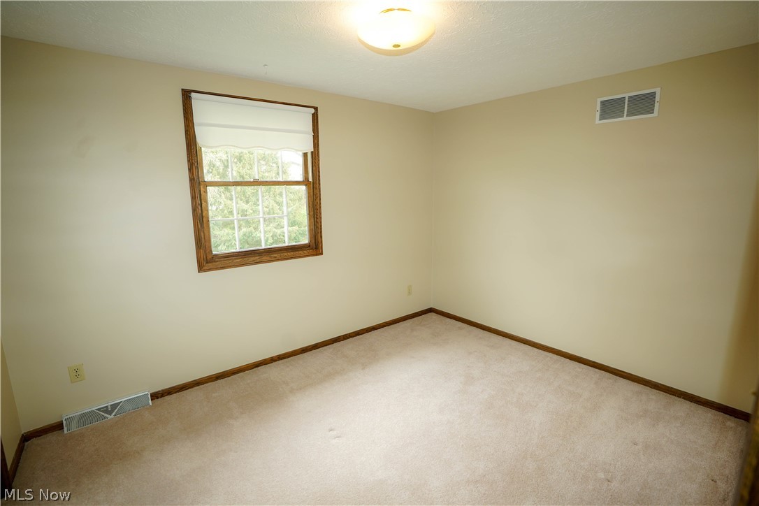 Amherst Knolls - Residential