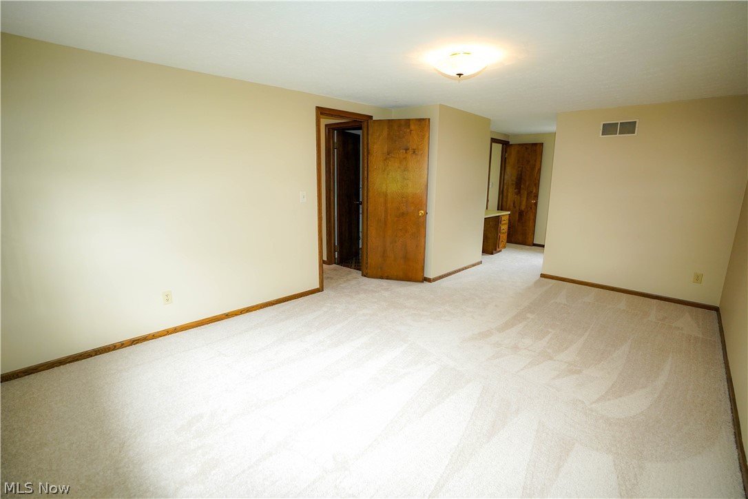 Amherst Knolls - Residential