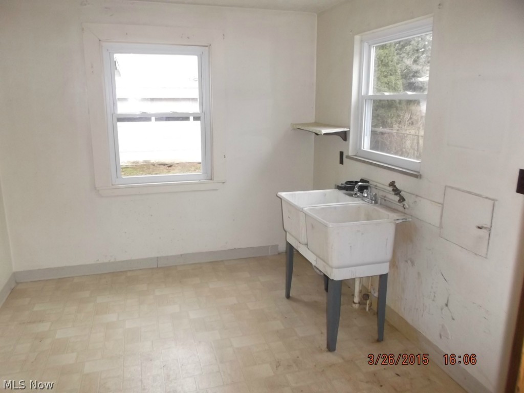 Clague Road Home Companys - Residential