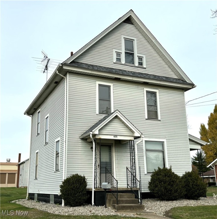 625 Columbia Street, Leetonia, Ohio image 1