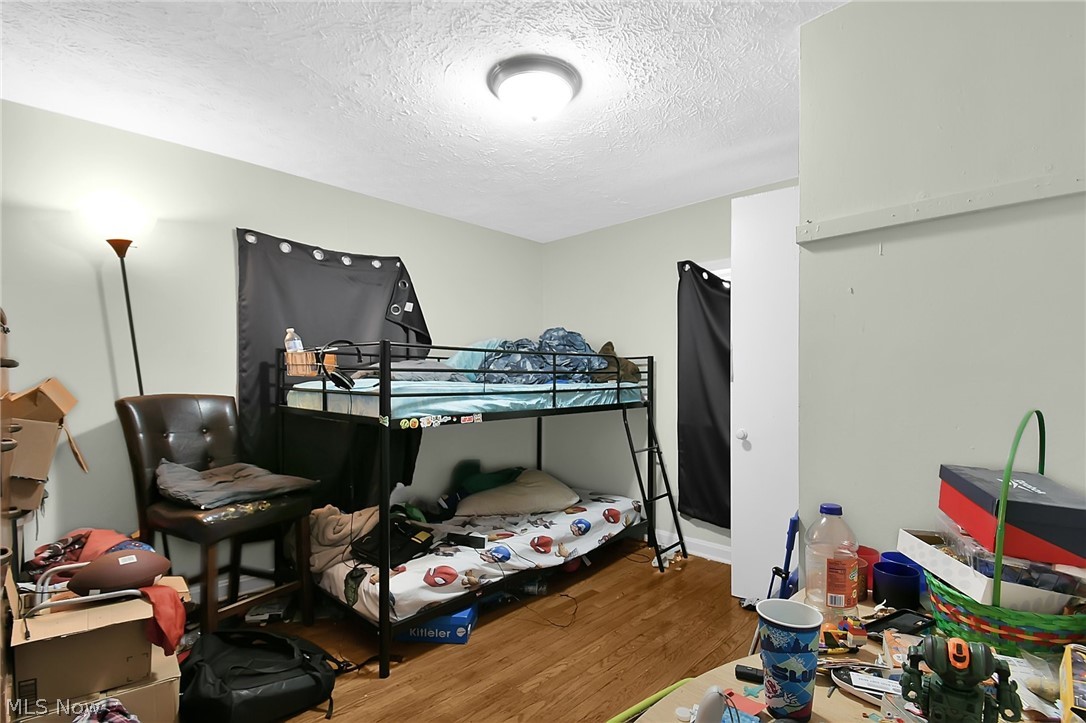 Om Murphys Add - Residential Income