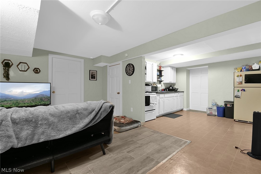 Om Murphys Add - Residential Income