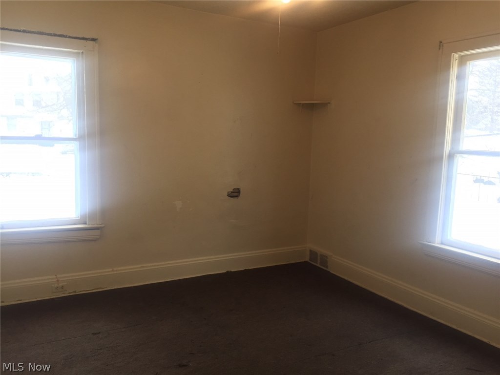 Walworth Realty Companys - Residential Income