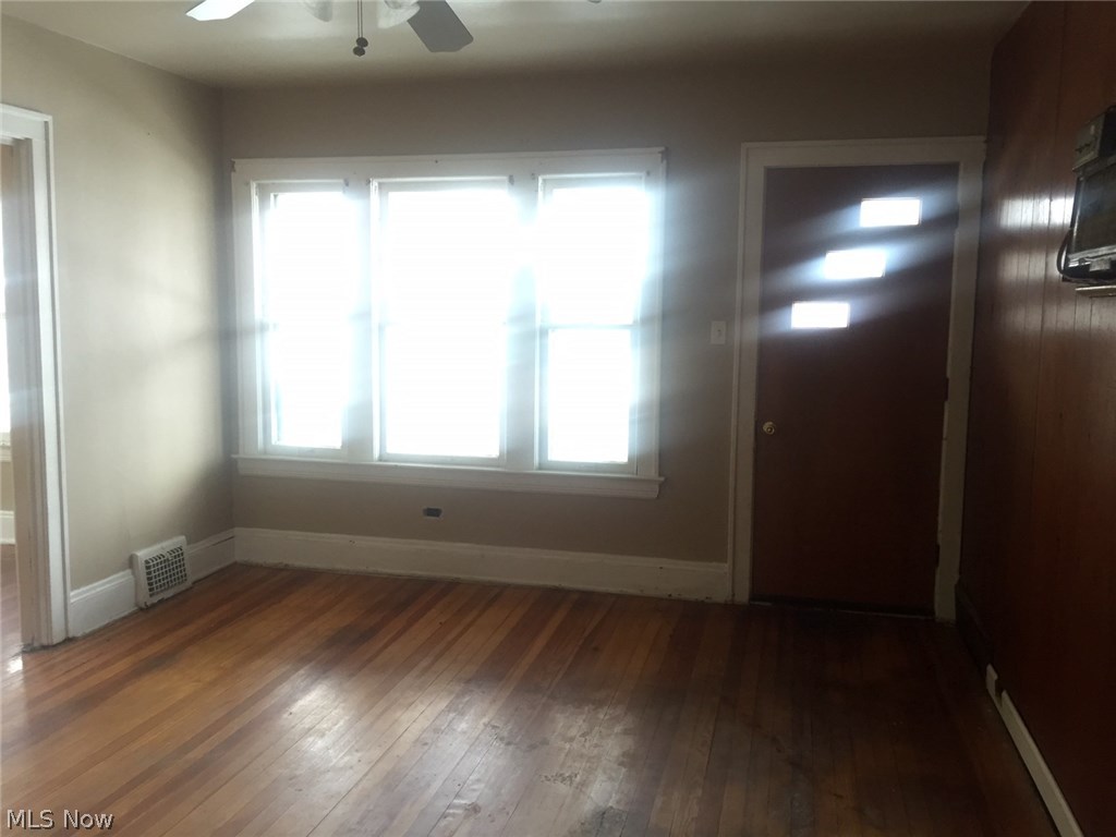 Walworth Realty Companys - Residential Income