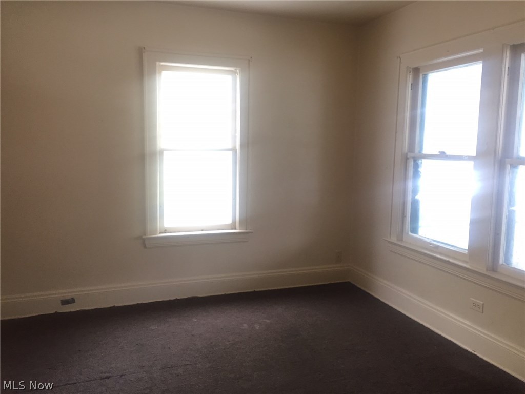 Walworth Realty Companys - Residential Income