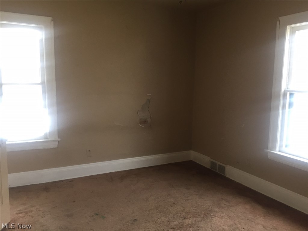 Walworth Realty Companys - Residential Income