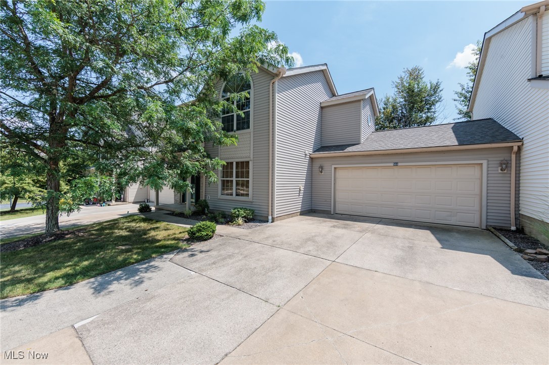 A wonderful 3 bedroom, 2 full bath condo in Edgebrook in Stow. This recently remodeled unit has a first floor bed and bath, as well as a 16x16 second floor master with 2 closets. The first floor has been remodeled with a new kitchen, bath, flooring, and paint. The second floor bath has a new floor and paint, with a huge garden tub and double sinks. There is a first floor laundry, attached 2 car garage, deck, and so much more.