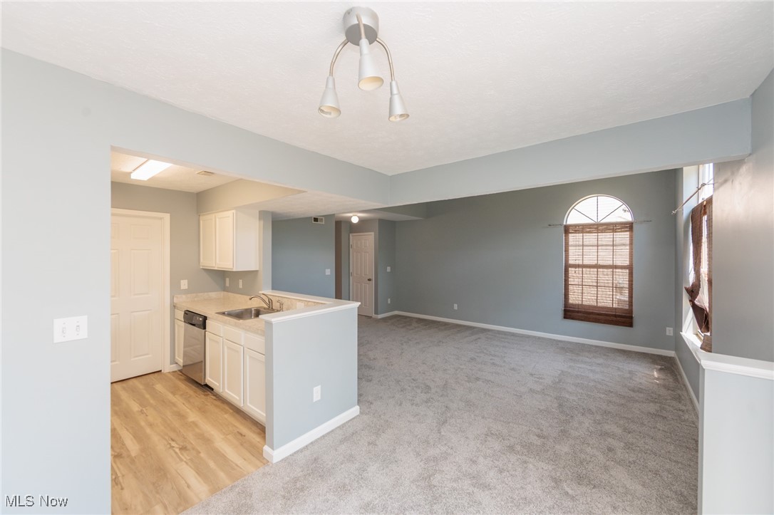 Edgebrook - Residential