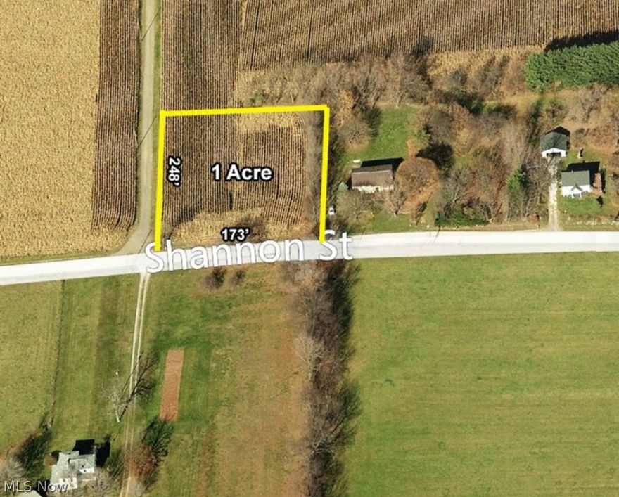 All tillable one acre lot. Nimishillen Twp, Louisville Schools.  Mineral Rights transfer.  No survey needed.