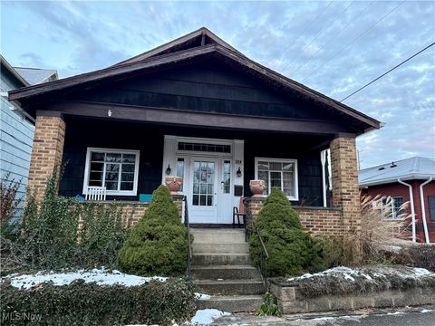 Homes For Sale - 214 N Dawson Street<br/> Uhrichsville, OH 44683