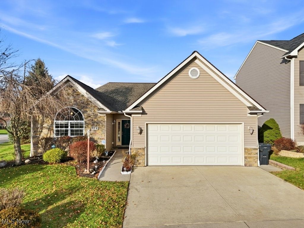 Photo of 771 Covington Oval, Kent, OH 44240 (MLS # 5174550)