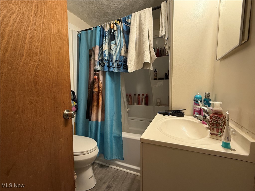 North Moses & Samanthas Day S - Residential Income