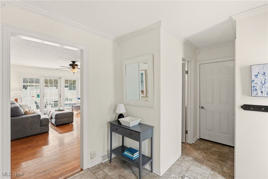 Photo of 1176 Sheerbrook Drive, Chagrin Falls, OH 44022 (MLS # 5175031)