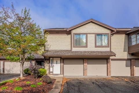 Condo For Sale - 4579 Morgate Circle<br/> Canton, OH 44708
