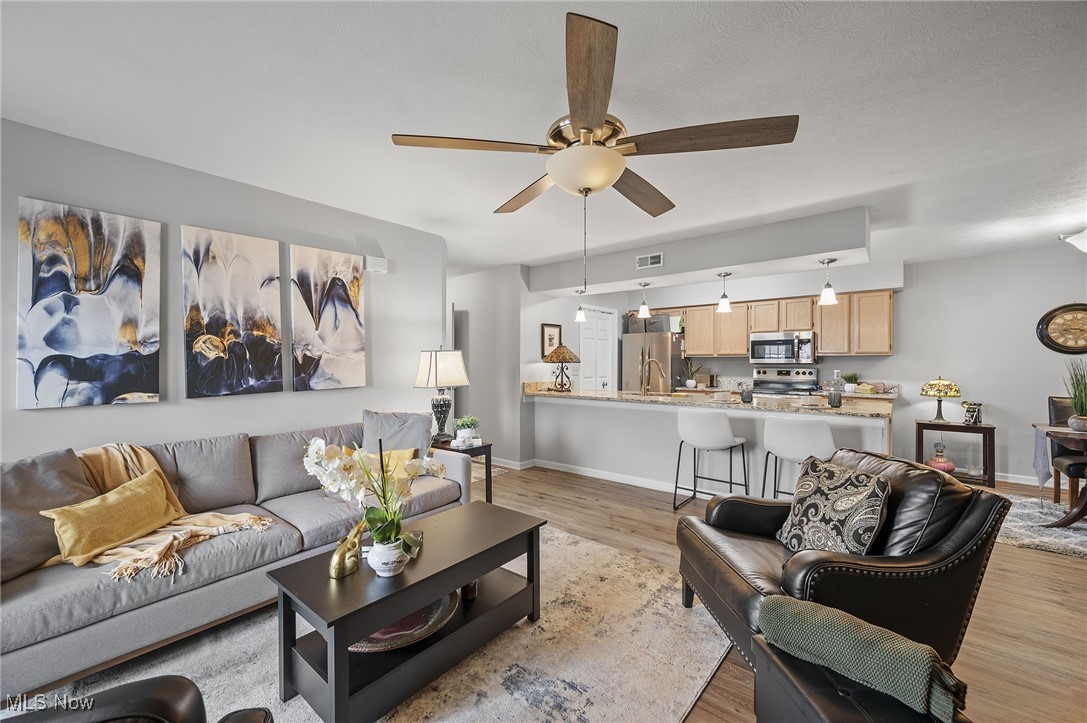 22687 Lenox Drive 612