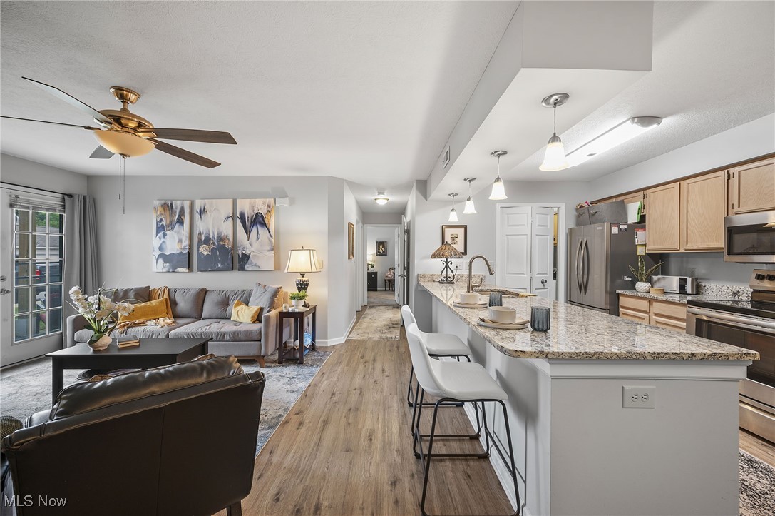 22687 Lenox Drive 612