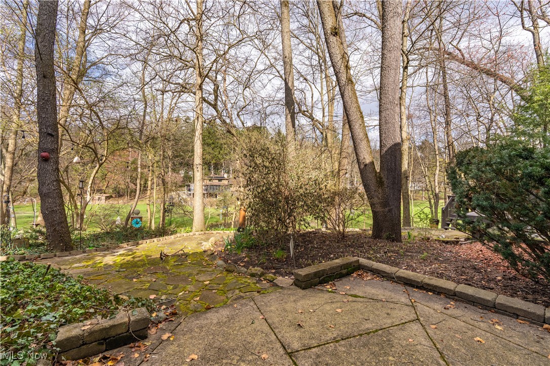 225 N Circle Drive, North Canton, Ohio image 32