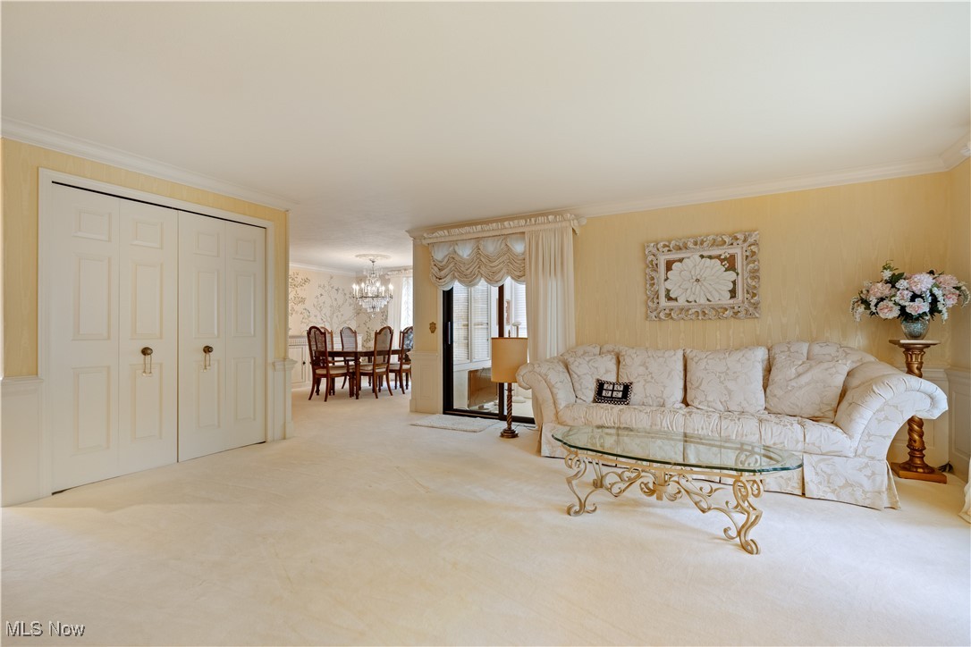 225 N Circle Drive, North Canton, Ohio image 12