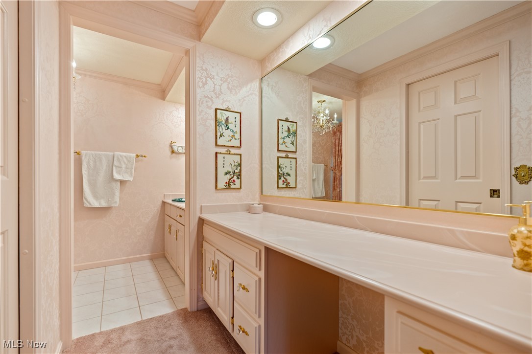 225 N Circle Drive, North Canton, Ohio image 23