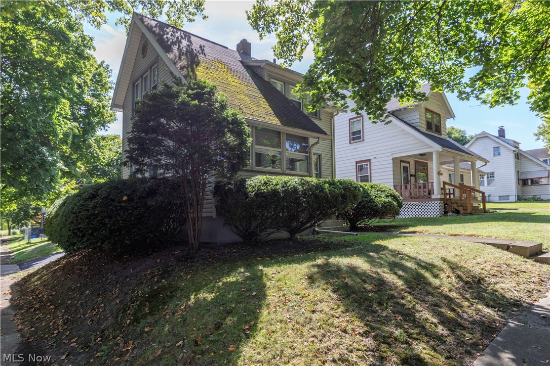 Mcdonald Village - Residential