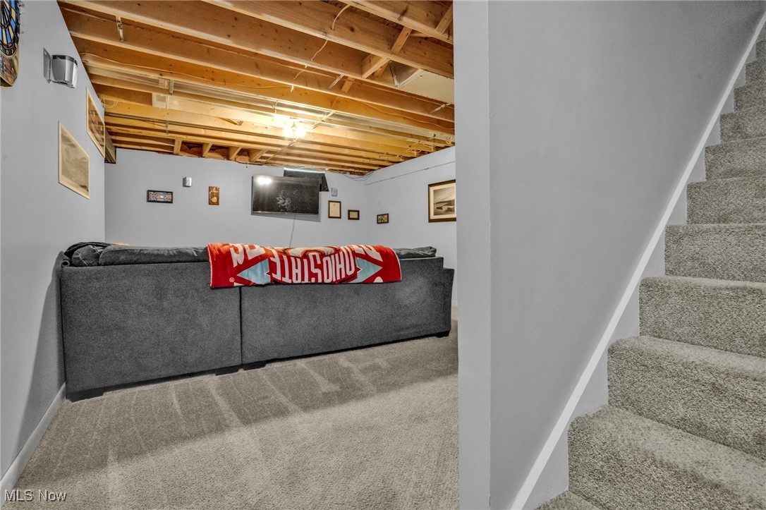 6013 Sunscape Drive, Louisville, Ohio image 25