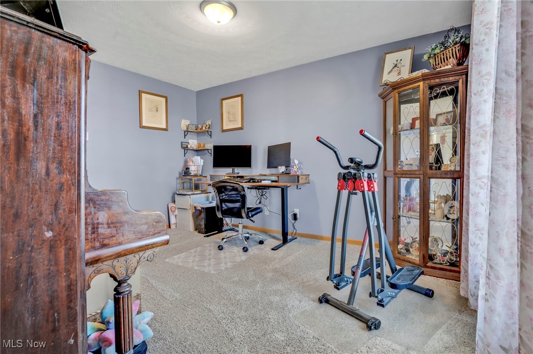 6013 Sunscape Drive, Louisville, Ohio image 14