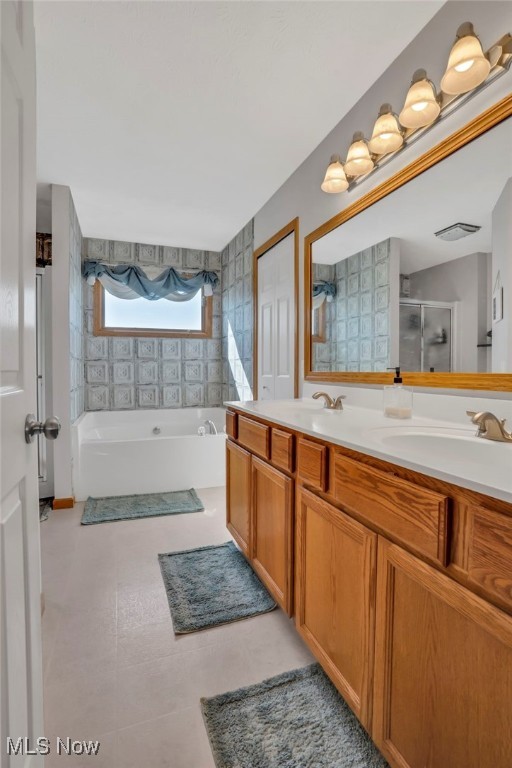 6013 Sunscape Drive, Louisville, Ohio image 19
