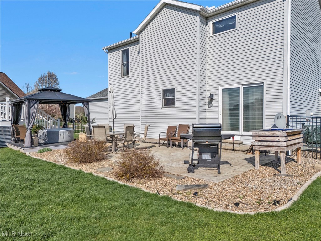 6013 Sunscape Drive, Louisville, Ohio image 29