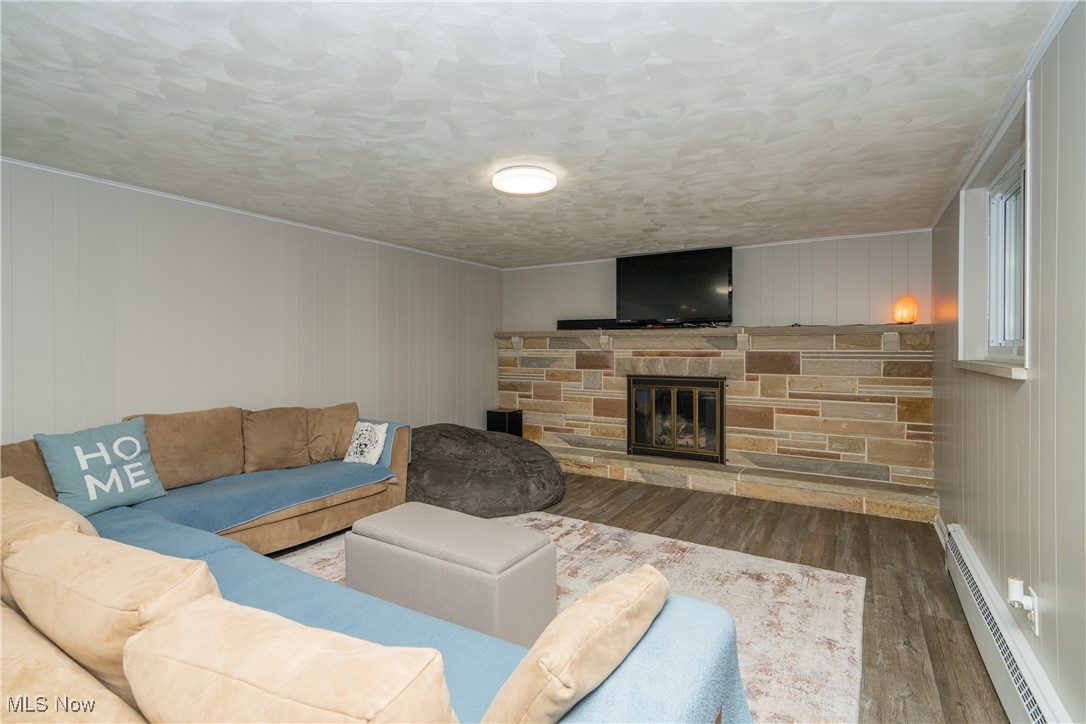 9765 Sommerville Street, Louisville, Ohio image 20